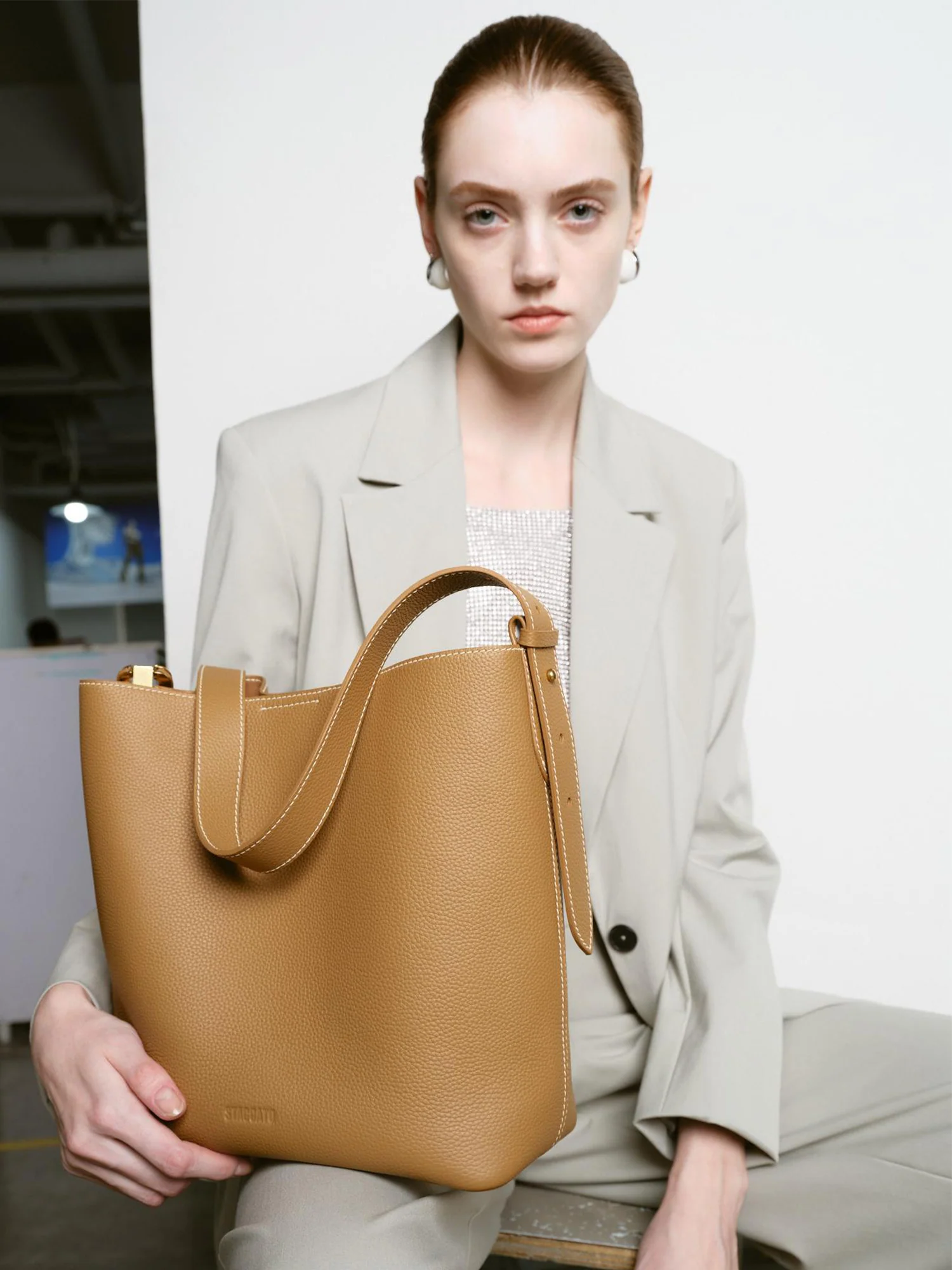 Bucket Bag - Chic Large Capacity Bucket Bag X3182 - Image 7