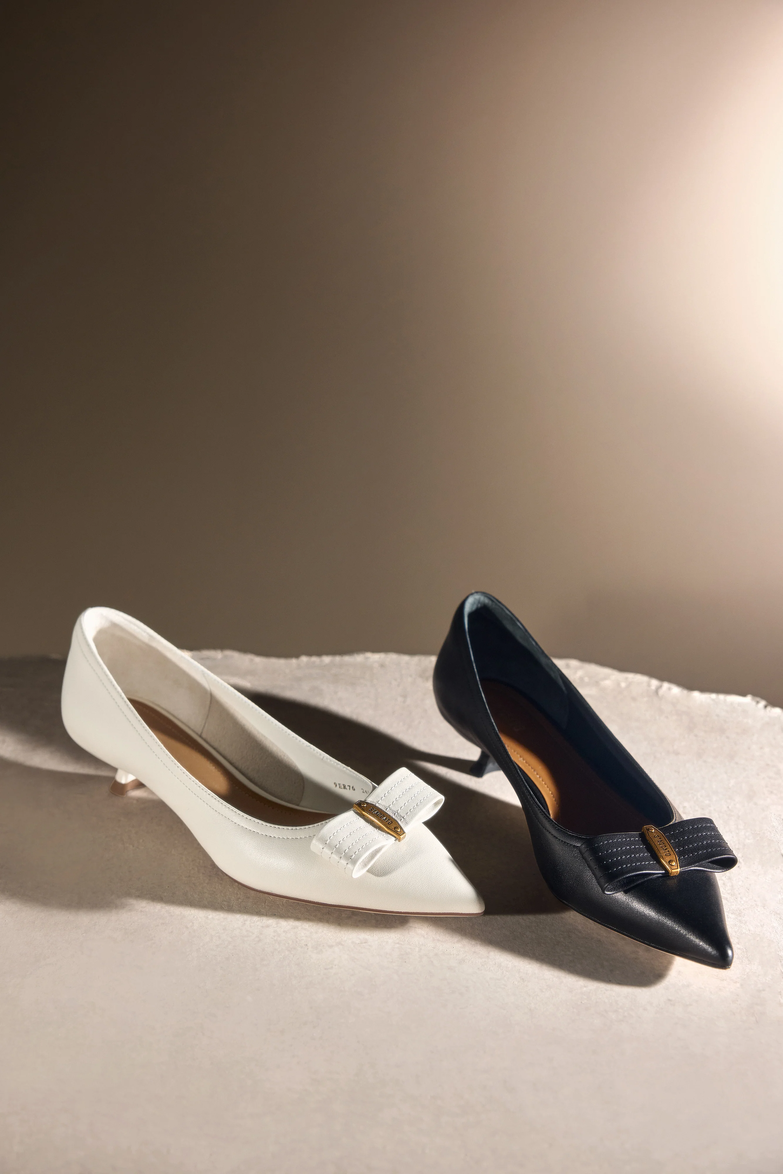 Court Shoes - Pointed Closed Toe Bow Kitten Heeled Pumps 9ER76 - Image 5