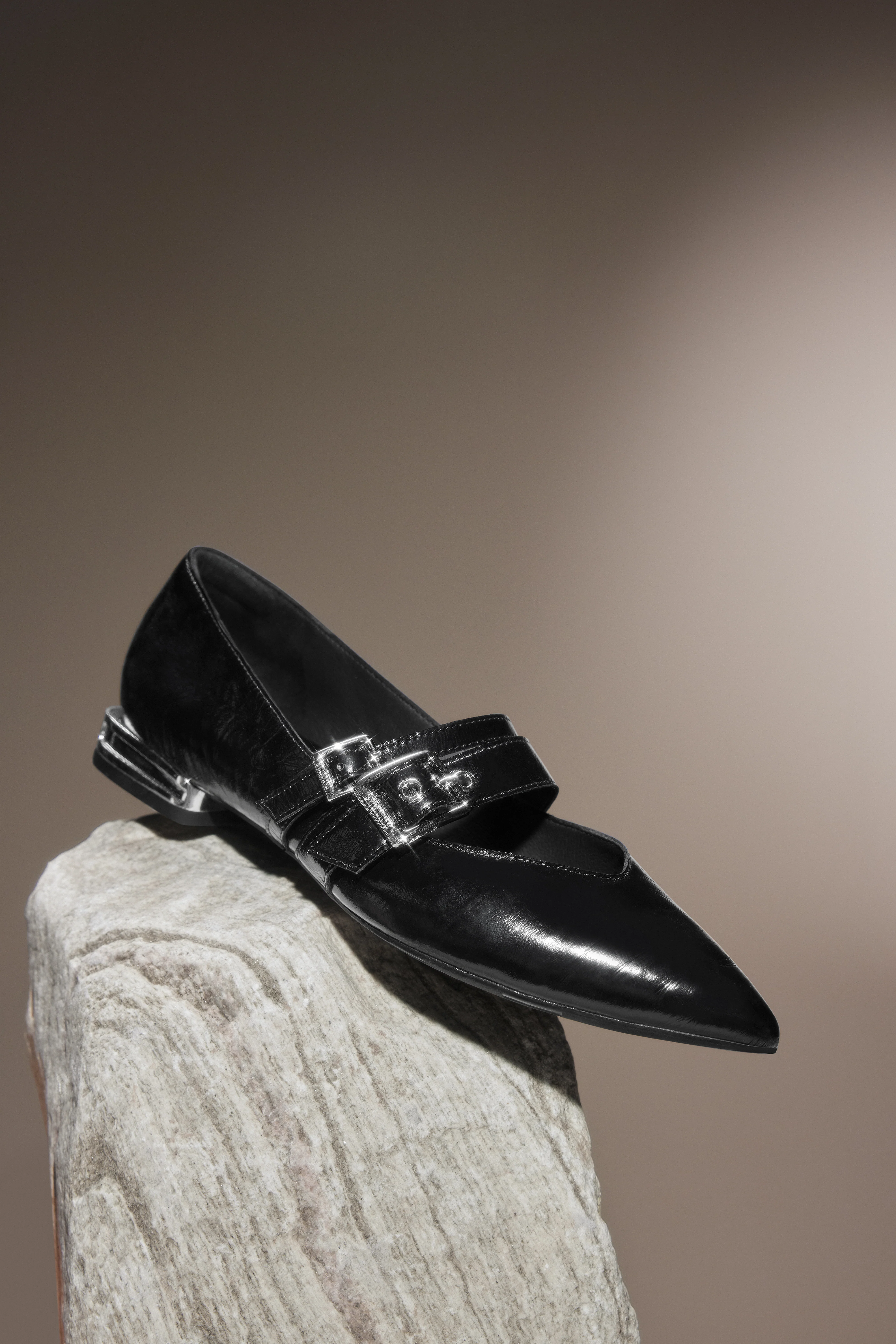 Mary Jane - Pointed Toe Black Wrinkle Leather Strappy Mary Jane Flats 9A950 - Image 5