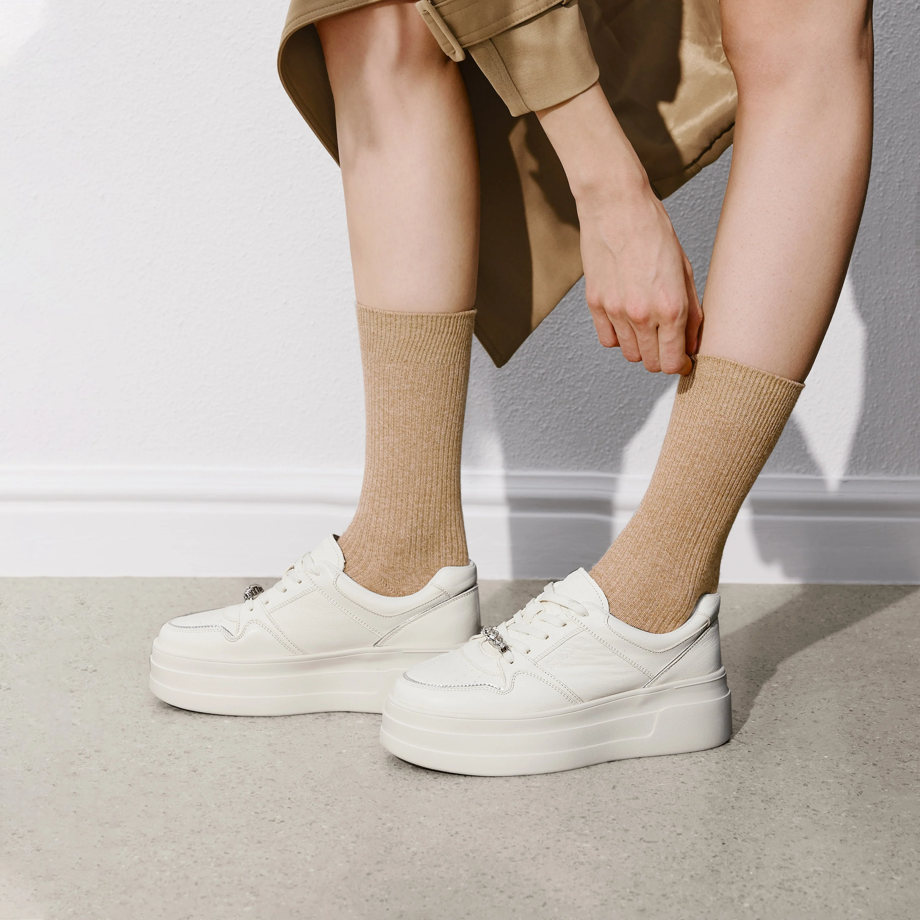 Sneakers – Platform Shoes A3832 - Image 5
