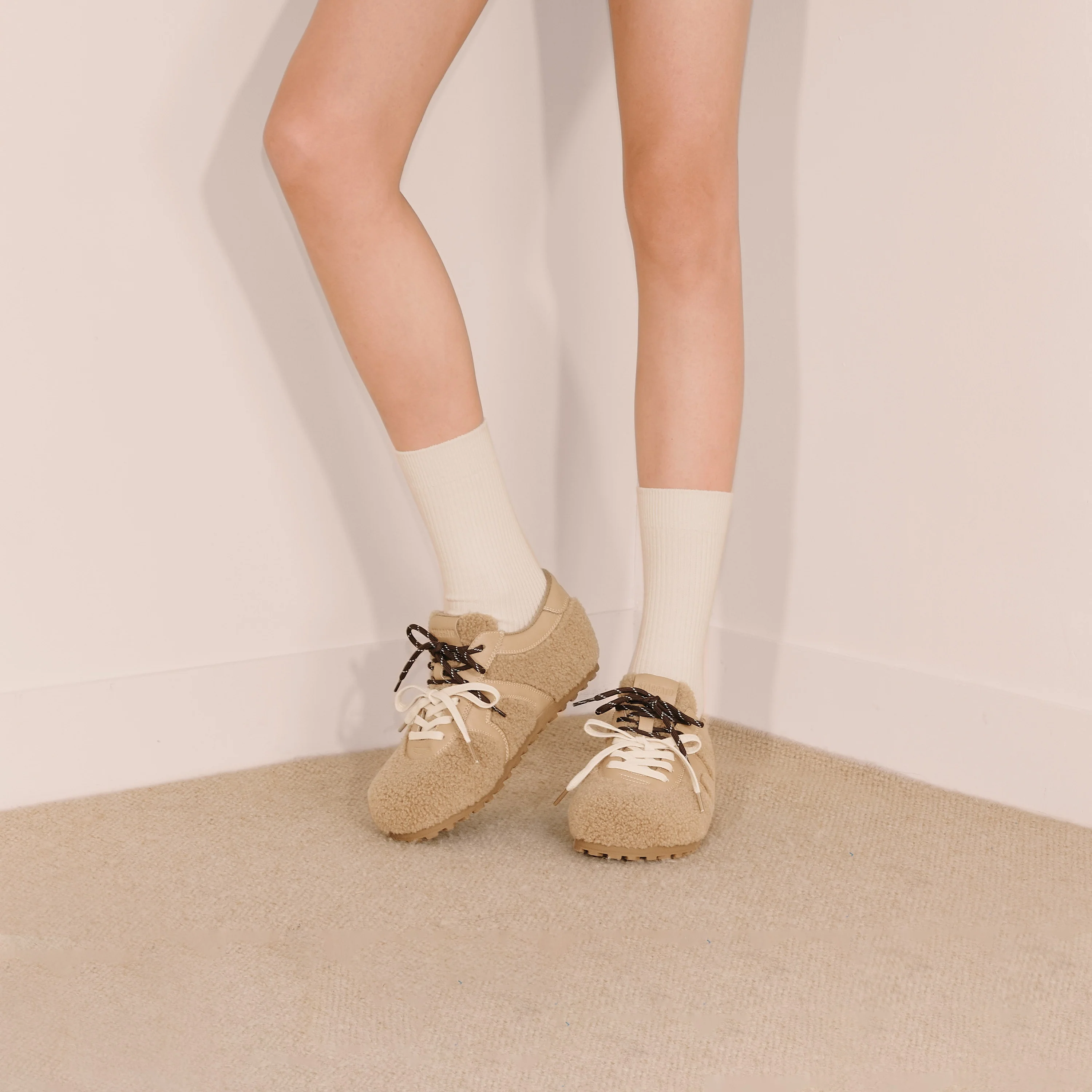 Sneakers - Retro Furry Sports Casual Flats S2901 - Image 5